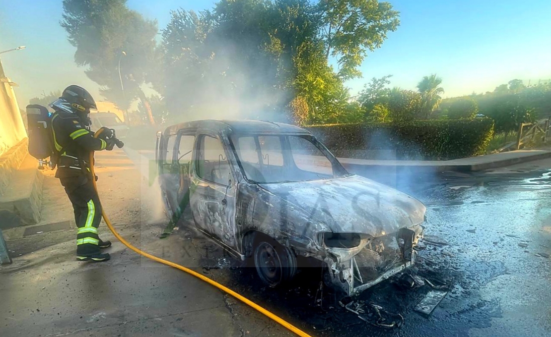 Trasladan a Madrid al herido en el incendio en Entrín Bajo