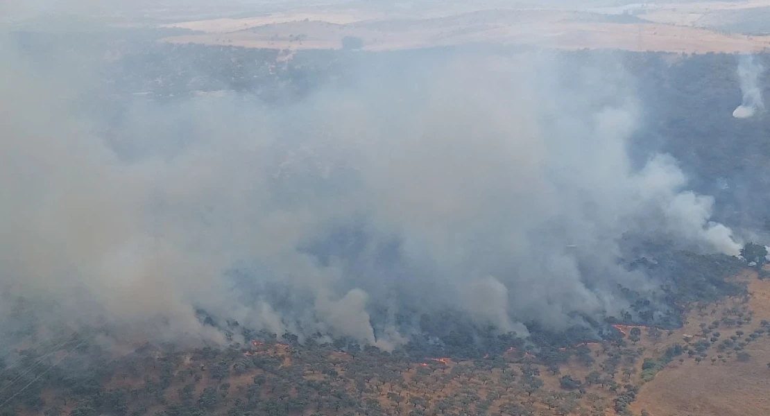 Desactivado el nivel 1 de peligrosidad en el incendio de Burguillos del Cerro