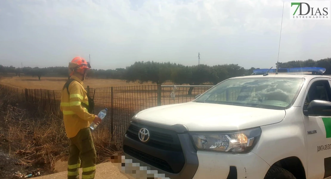 Se queman 30 hectáreas de una finca en Olivenza