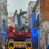 Así ha sido la intervención de los bomberos en una vivienda del centro de Badajoz