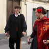 Las calles de Badajoz rebosan de alegría y color en el desfile del Festival Folklórico de Extremadura