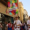 Las calles de Badajoz rebosan de alegría y color en el desfile del Festival Folklórico de Extremadura