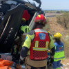 Dos heridos tras volcar un camión en Navalmoral de la Mata: el conductor y un bombero del SEPEI