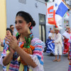 Las calles de Badajoz rebosan de alegría y color en el desfile del Festival Folklórico de Extremadura