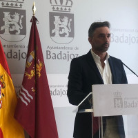 El concejal de VOX en el Ayto. de Badajoz Carlos Pérez deja el partido