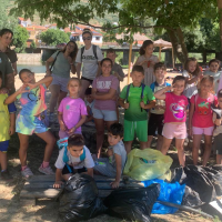 Niños del municipio Jerte inician una campaña de recogida de basura que se extenderá a La Vera