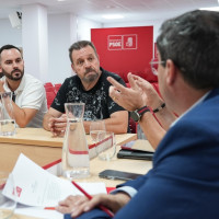 Reunión para abordar la problemática del transporte sanitario en Extremadura