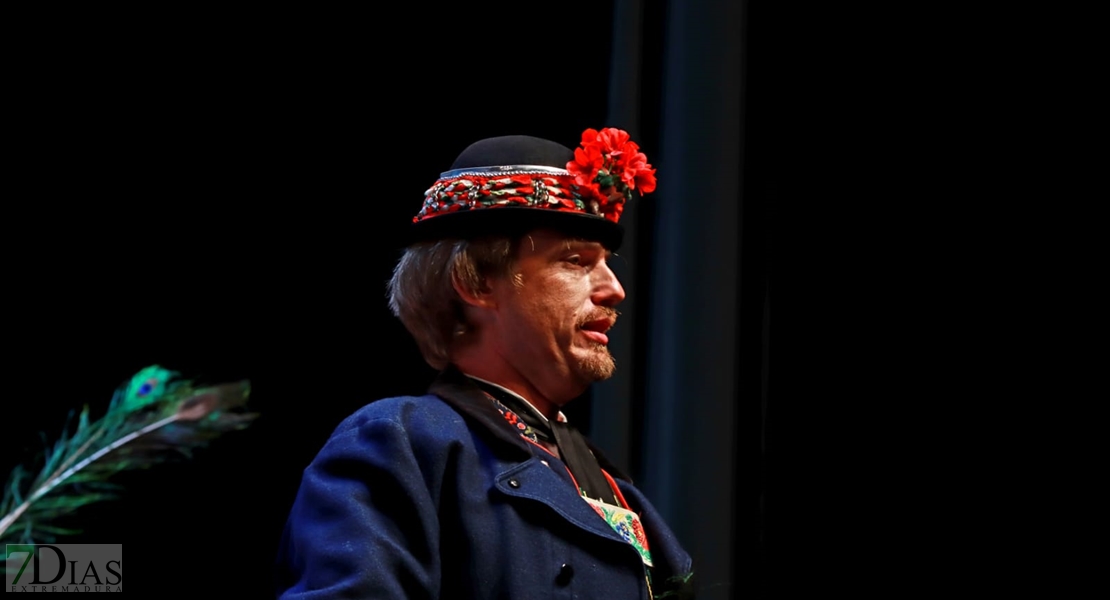 Así se vivió la primera gala del Festival Folklórico de Extremadura en Badajoz