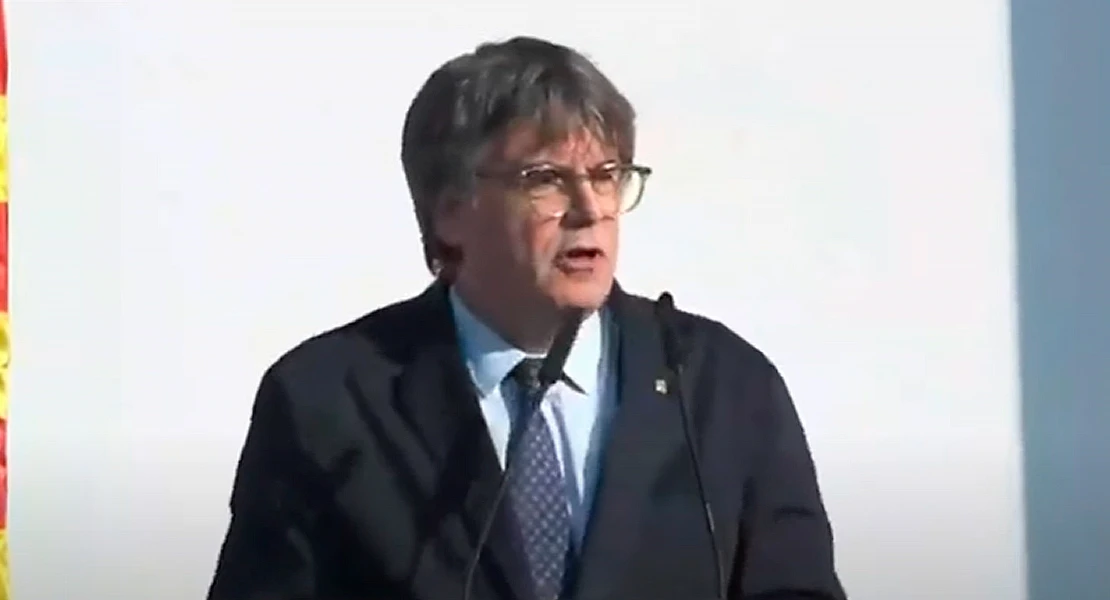 Puigdemont pisa suelo español y da un discurso sin ser detenido en Cataluña