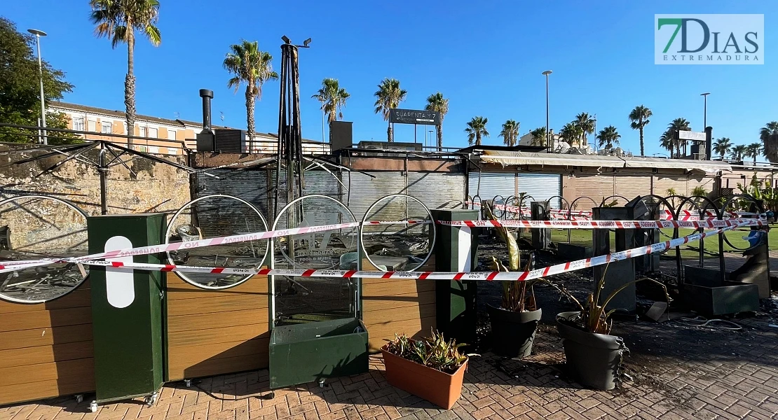 REPOR - Desoladoras imágenes tras el incendio en el pub del río en Badajoz