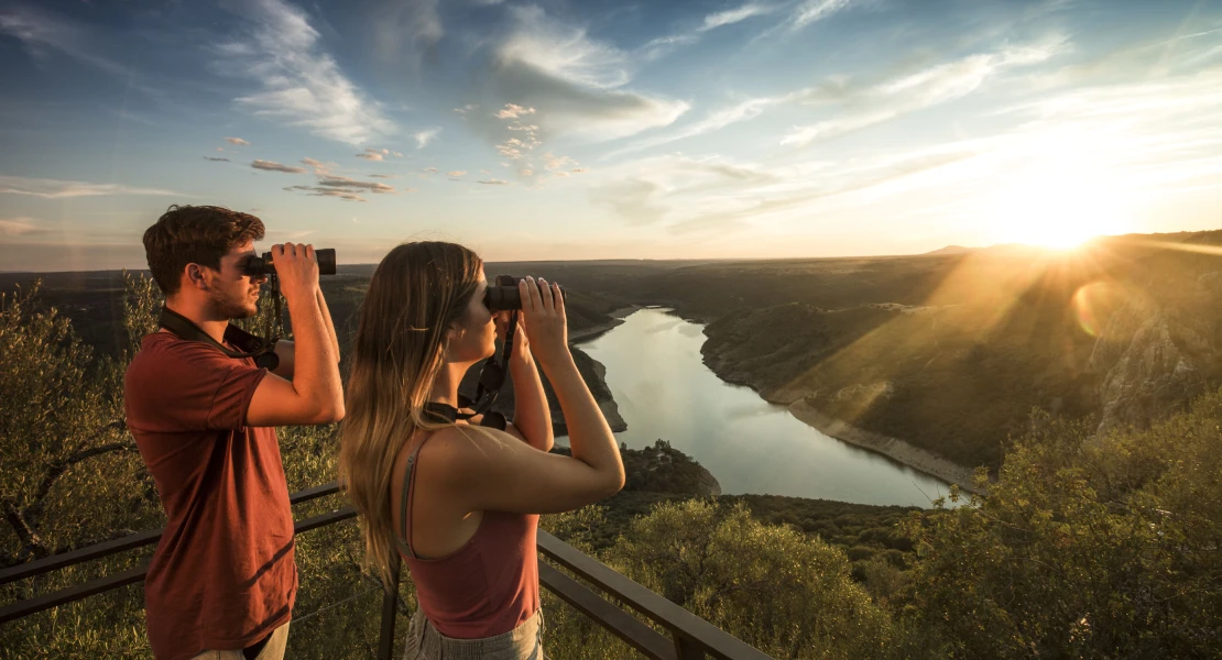 Extremadura promociona en Suecia sus parajes naturales y el turismo ornitológico