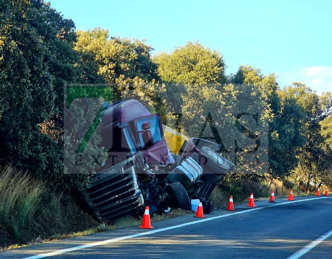 Imágenes del accidente mortal en la EX-370