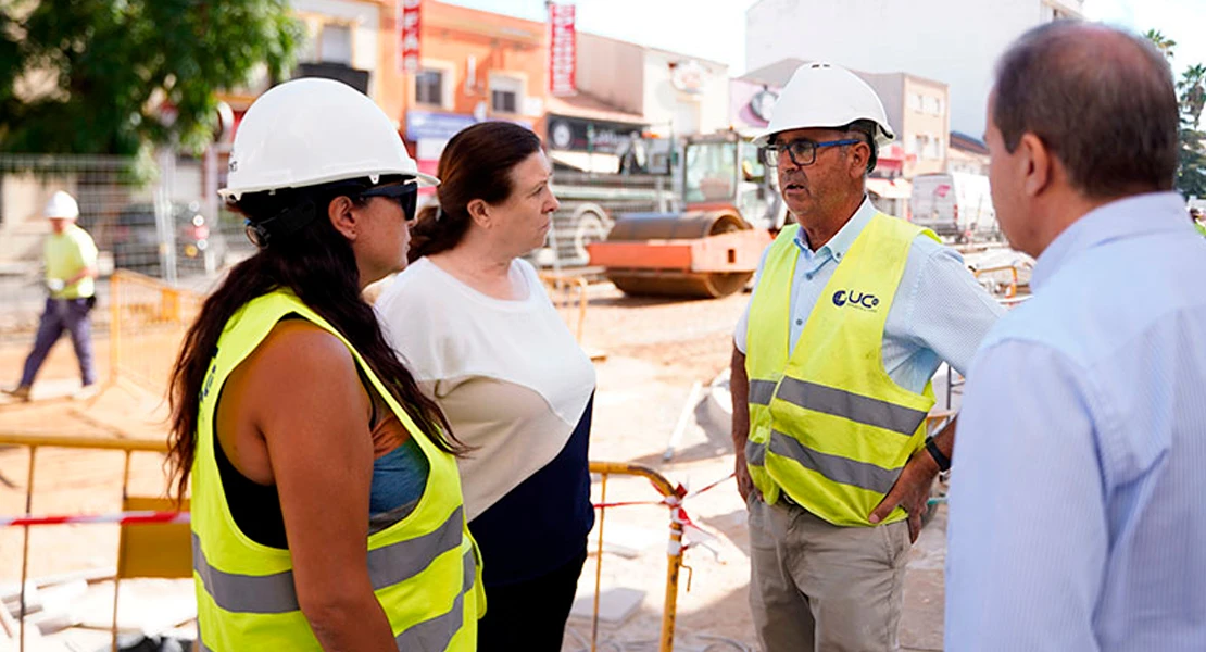 Varios vecinos no podrán acceder a sus garajes por las obras de una calle en Don Benito