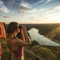 Extremadura promociona en Suecia sus parajes naturales y el turismo ornitológico