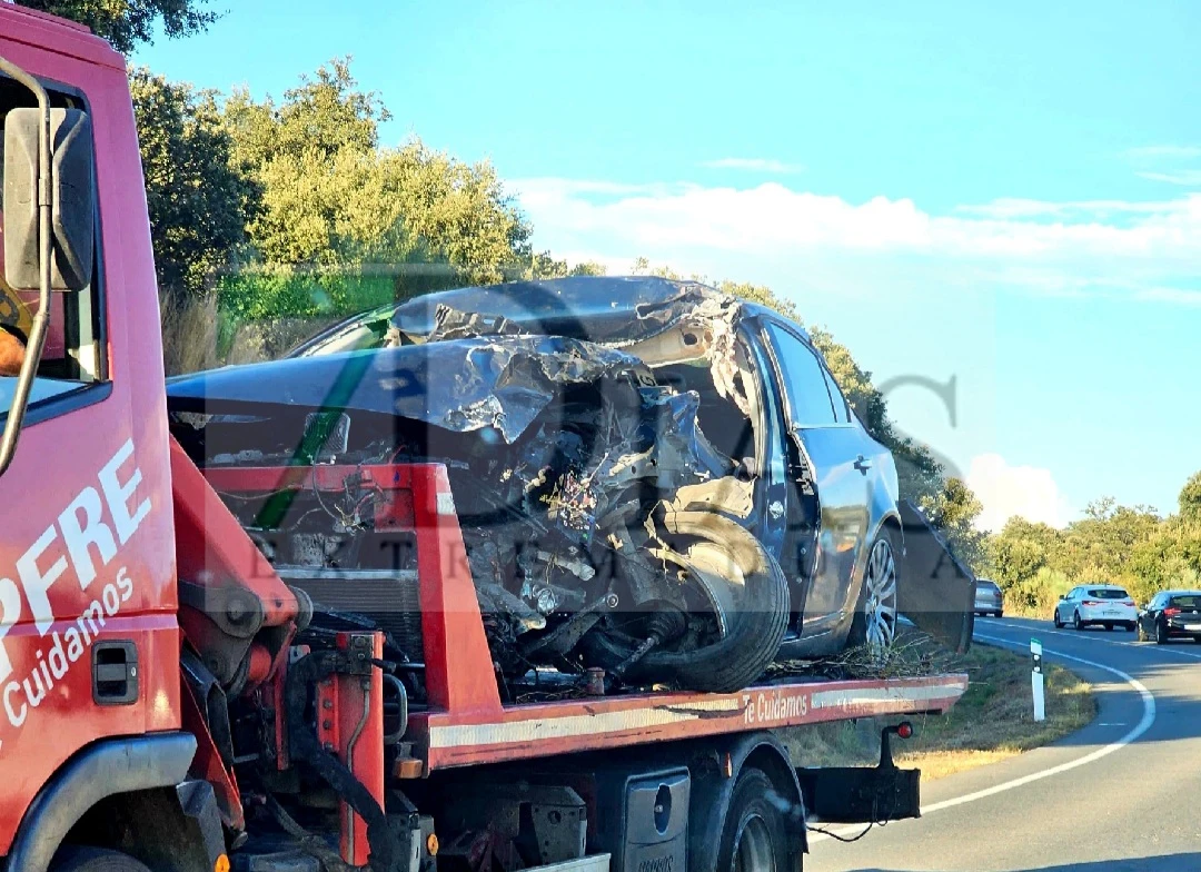 Imágenes del accidente mortal en la EX-370