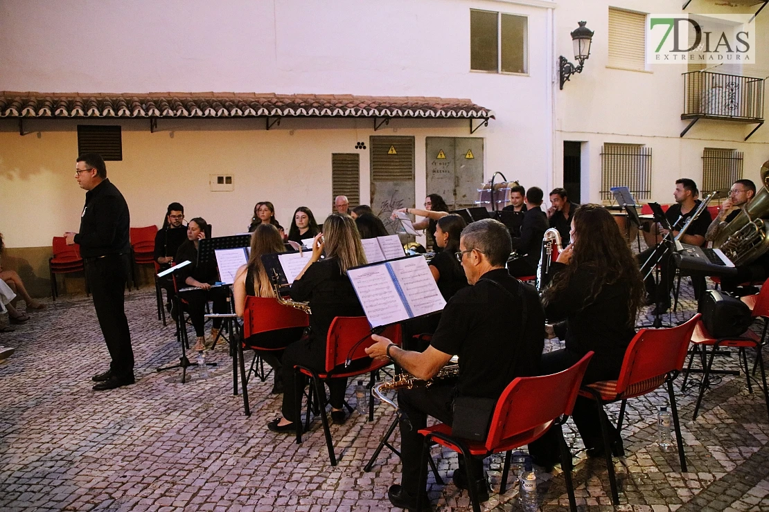 Imágenes de la Noche en Blanco 2024 en San Vicente de Alcántara