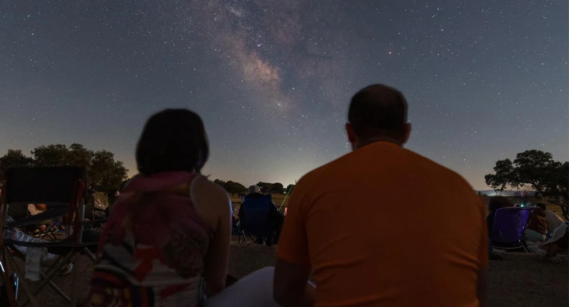 Programan dos nuevas actividades de observación astronómica en Badajoz