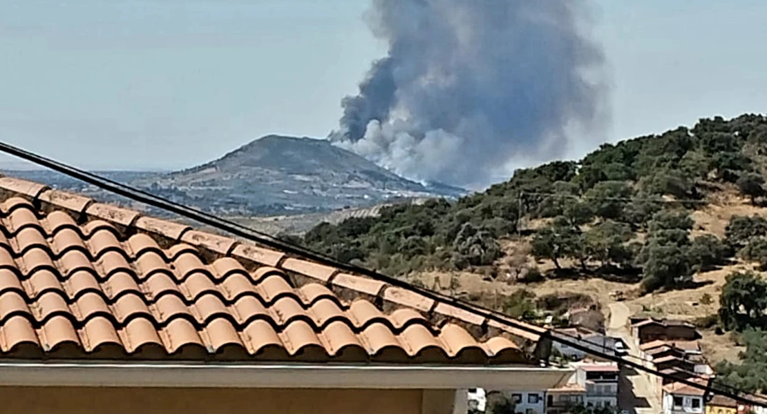 Declarado un incendio forestal cerca de Logrosán (CC)