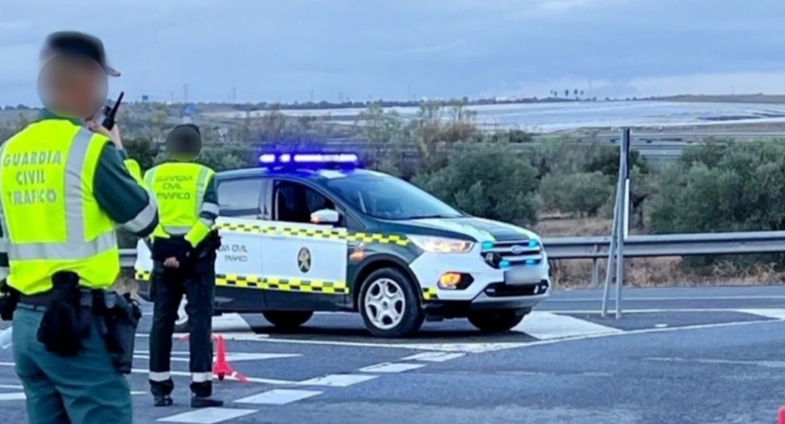 Accidente en la EX – 355: los bomberos excarcelan a un camionero atrapado