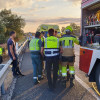 Imágenes del choque entre un camión y un autobús que ha dejado un herido grave