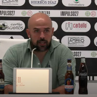 “Que intenten bajarnos en el campo, porque el club aún debe 3.000.000 € y lo vamos a pagar”