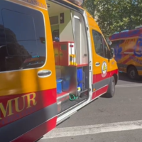 Un coche de Policía Nacional arrolla a tres mujeres y un bebé