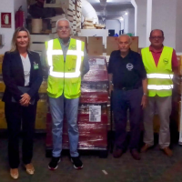 Mercadona entrega más de 1.100 litros de aceite gracias a la solidaridad de sus clientes