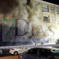 Grave incendio en el restaurante Sushi Taki de Badajoz: hay varios heridos