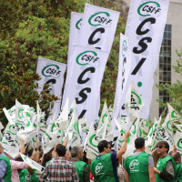 Nueva concentración de CSIF Extremadura en la Asamblea para exigir el pago del 2%