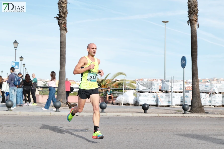 Imágenes del VII Cross Solidario Virgen del Pilar en Badajoz