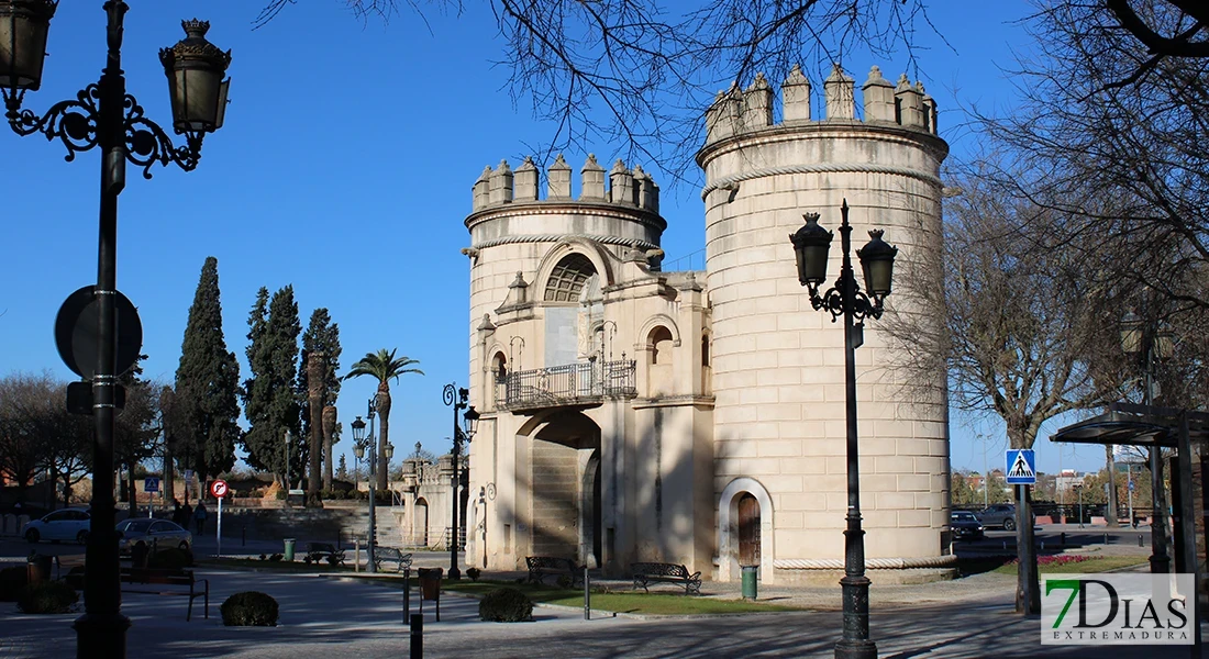 Badajoz tendrá unos nuevos bancos con temática de la Puerta de Palmas