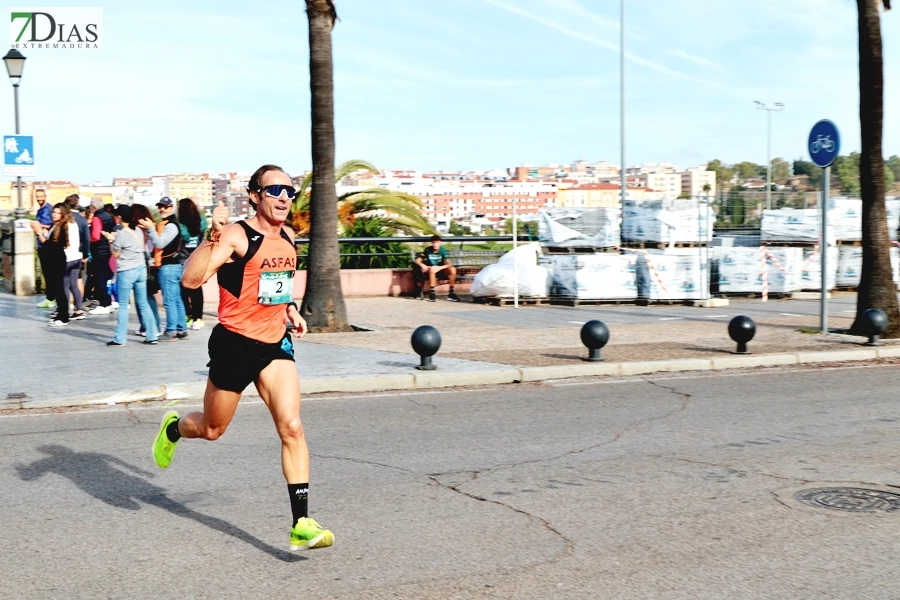 Imágenes del VII Cross Solidario Virgen del Pilar en Badajoz