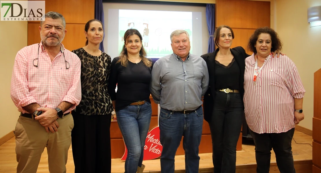 Color en los pasillos del quirófano del Hospital Materno-Infantil para hacer más agradable la estancia de los más pequeños gracias a Admo