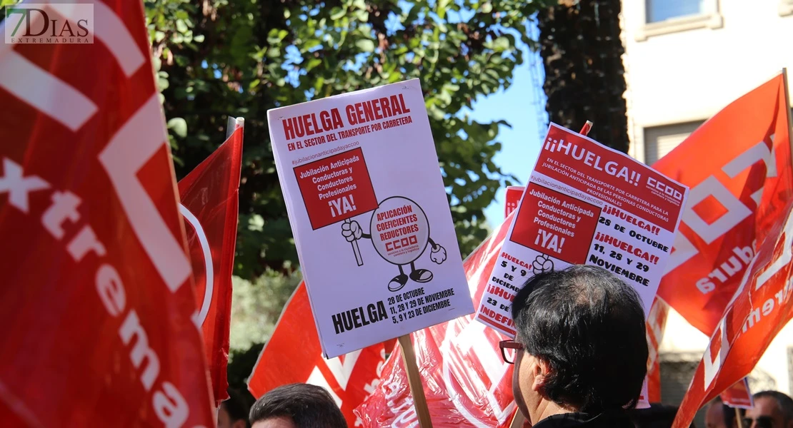 Manifestación en Badajoz para que los conductores de autobuses se jubilen antes