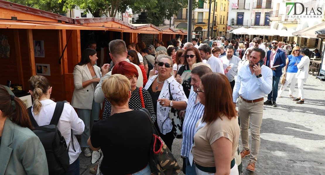 Plasencia se viste de moda gracias a RESOTEX