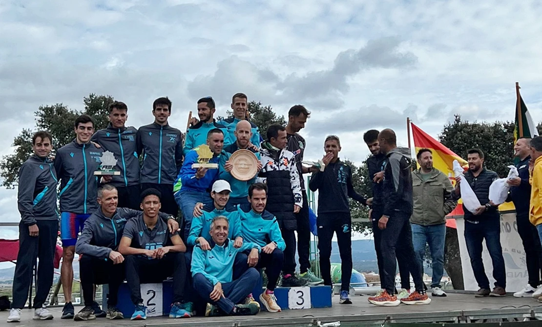 Los equipos de Relevo Mixto y Absoluto masculino clasificados para el Campeonato de España