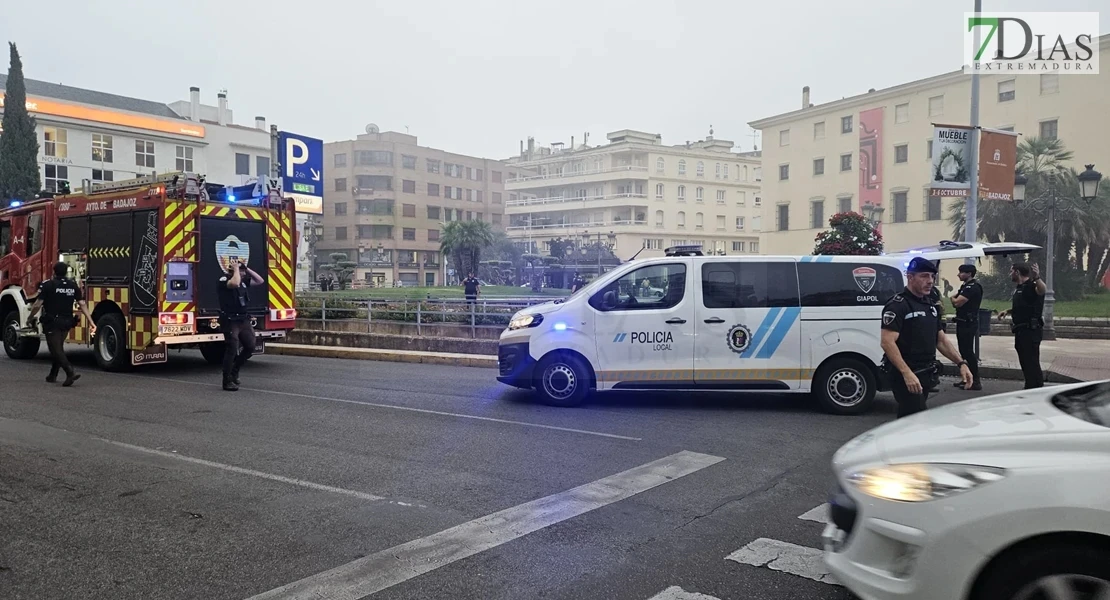 “No sabíamos que era nuestro coche, pensábamos 'que no nos toque', y nos ha tocado de lleno”