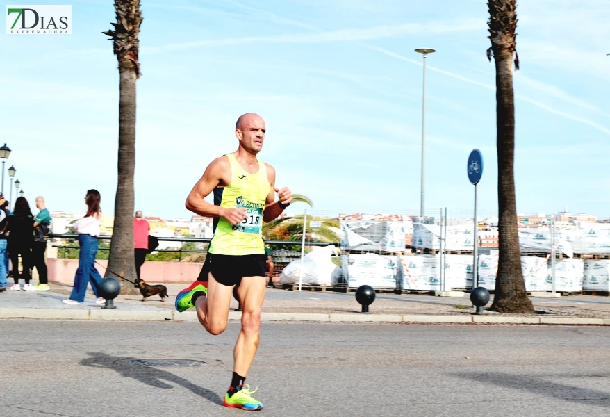 Imágenes del VII Cross Solidario Virgen del Pilar en Badajoz