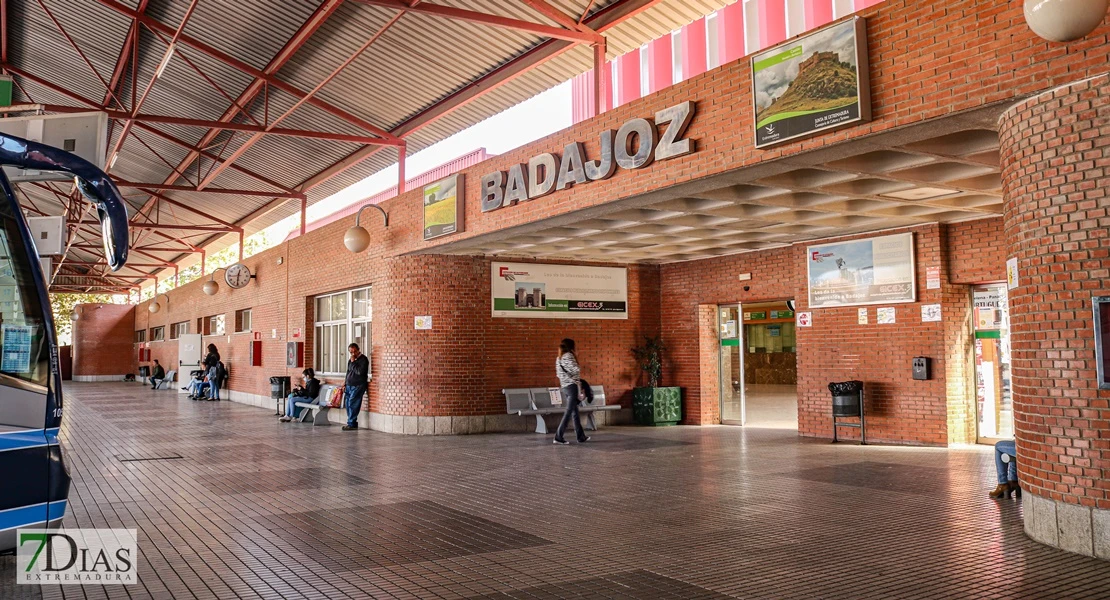 ¿Qué imagen da Badajoz a los turistas que llegan en autobús?