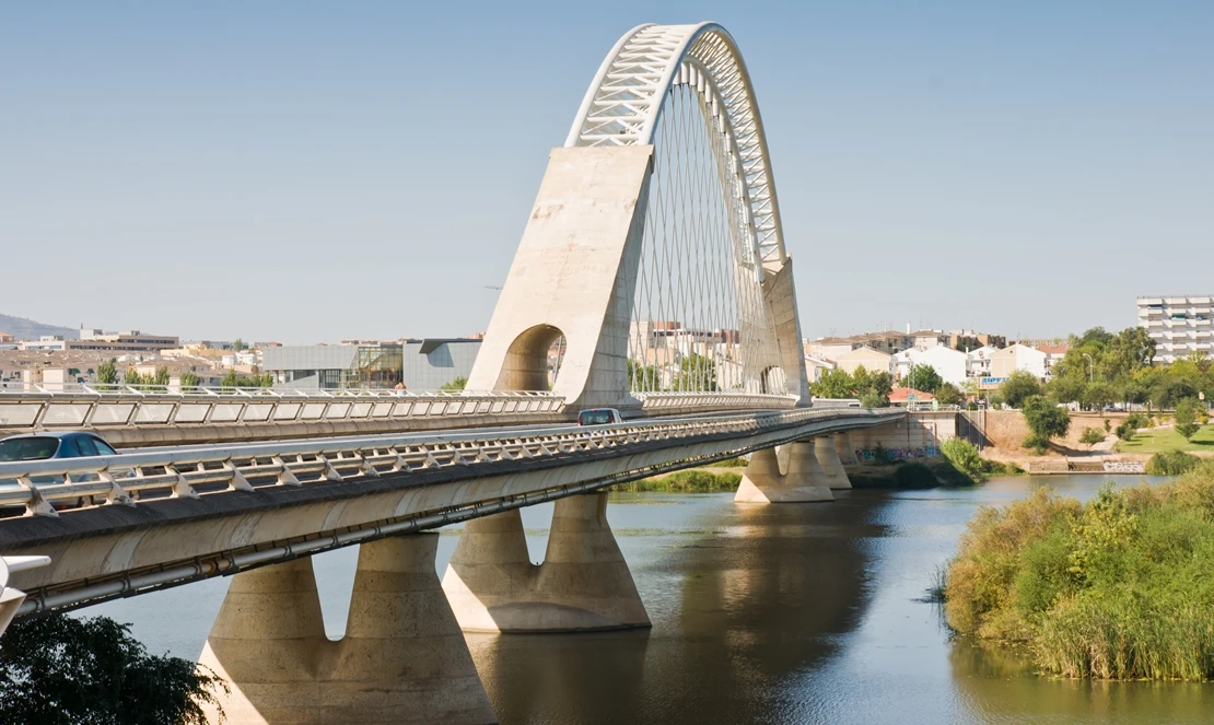 52 voluntarios participaron en la limpieza de ‘Mares Circulares’ del río Guadiana en Mérida