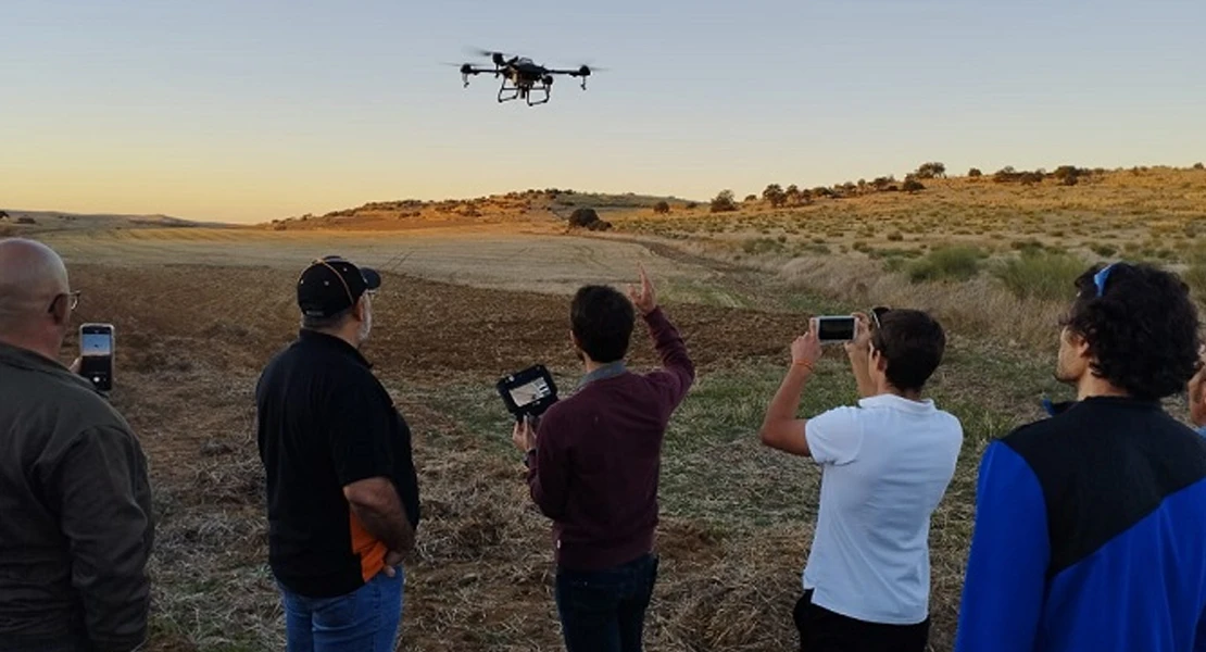 Cómo inscribirse en el curso de pilotaje de drones de Extremadura