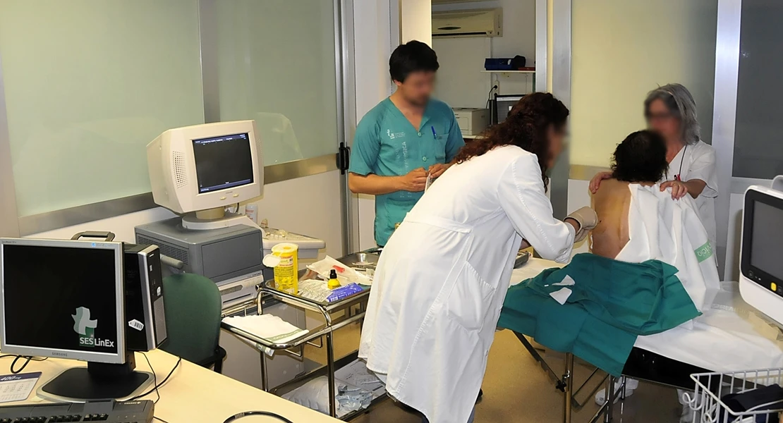 Extremadura es la segunda región donde más esperan los pacientes para ser operados