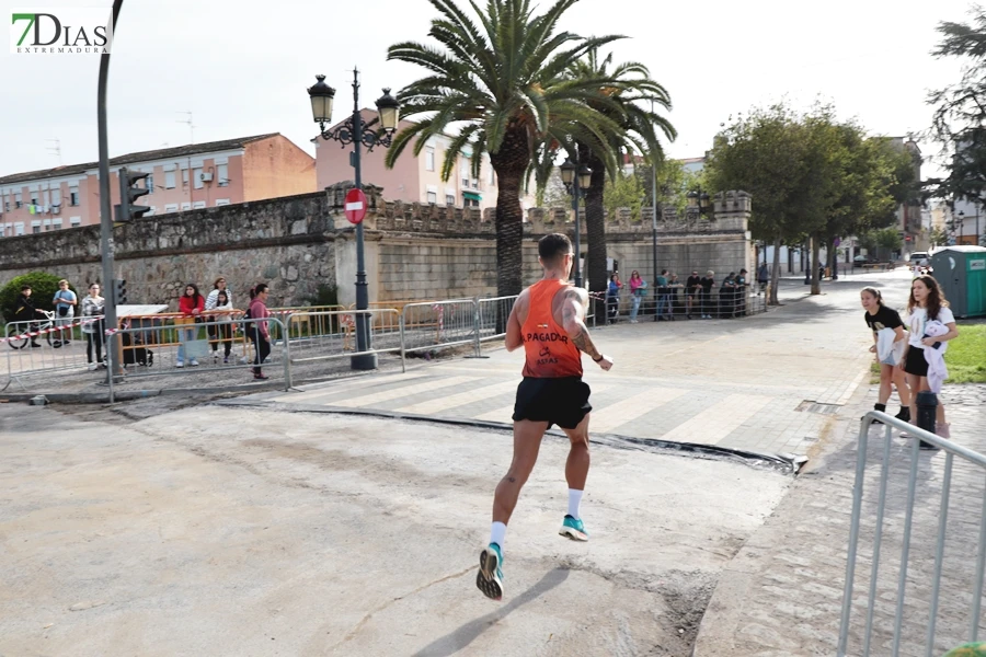 Imágenes del VII Cross Solidario Virgen del Pilar en Badajoz