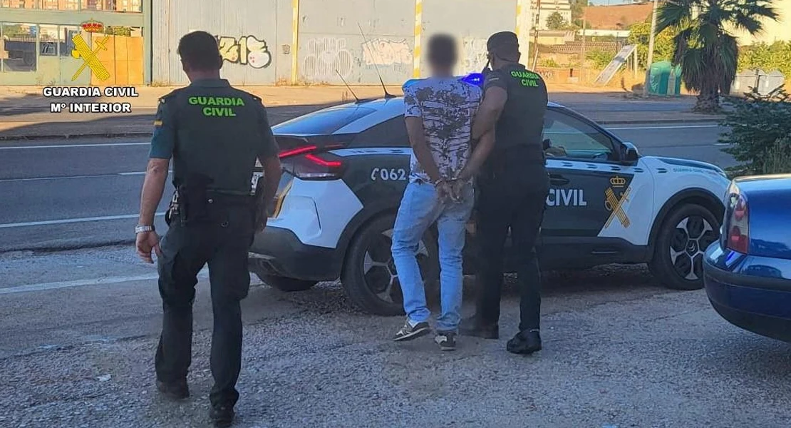 Un joven detenido por numerosos robos en parcelas extremeñas