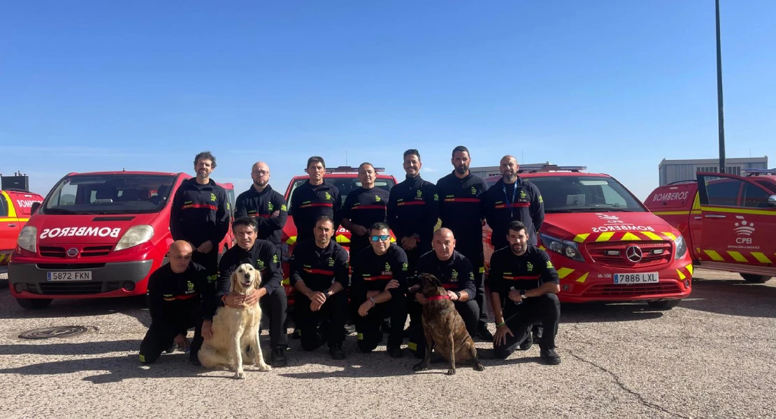 Los Bomberos del CPEI que colaboran en Valencia en las labores de rescate