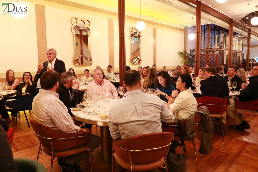 Las 3 Campanas continúa con sus catas maridajes: los mejores vinos en un entorno mágico