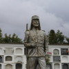 Homenajean a los caídos por España en el cementerio de San Juan de Badajoz