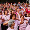 La plaza de San Francisco se llena de alegría y fiesta para celebrar el Día de los Mayores