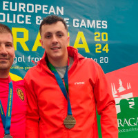 Dos pacenses se traen el oro en pádel en el Campeonato de Europa de Policías y Bomberos