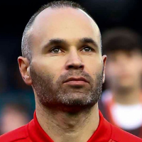 Iniesta cuelga las botas a los 40 años